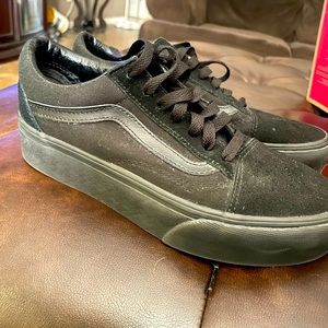 Vans old Sokol platform women used 7.5 in great condition